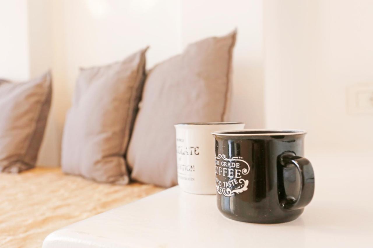 Brand New Mykonos Town Suites Bagian luar foto